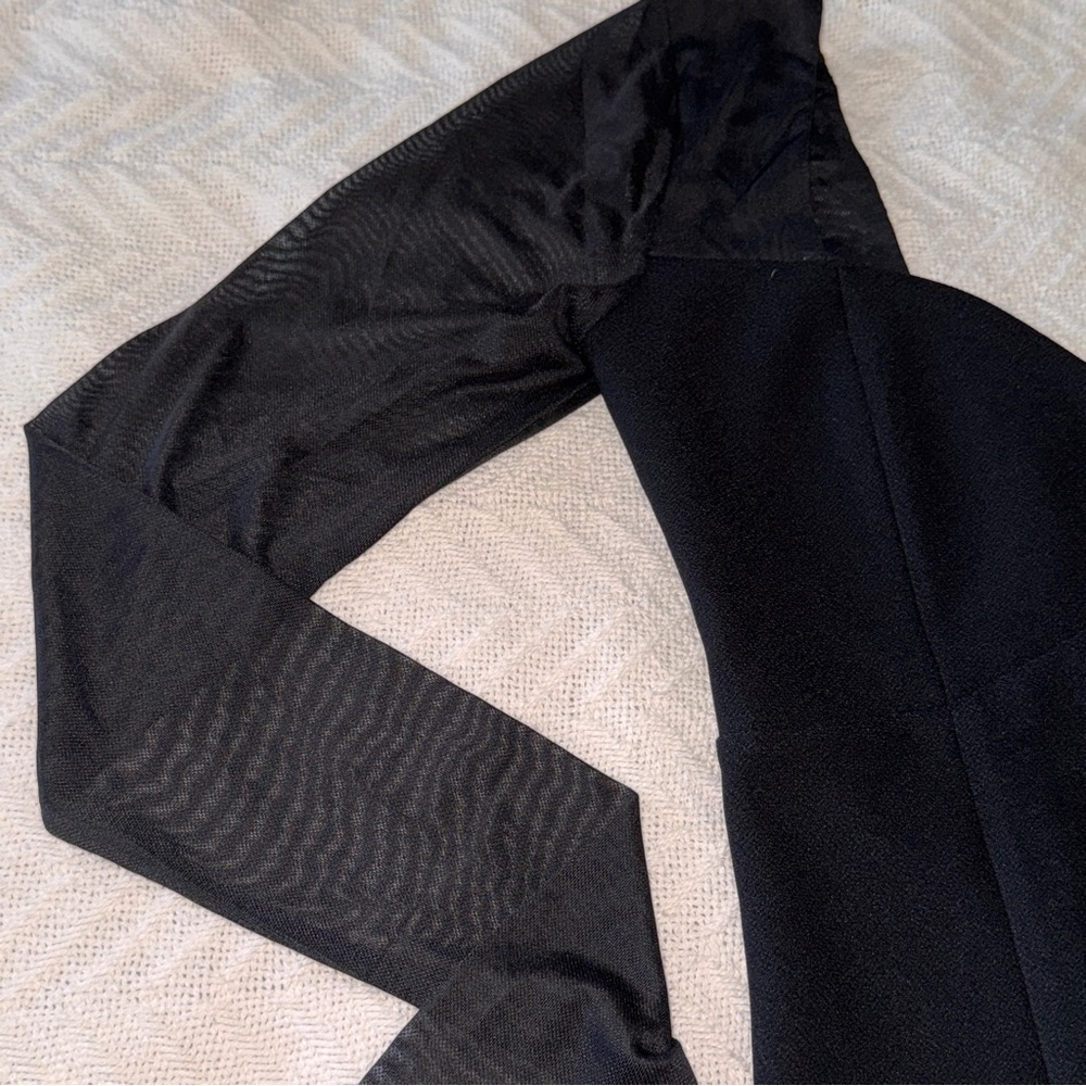 NWT Abercrombie Long-Sleeve Mesh Crepe Sweetheart Bodysuit in Black - Picture 14 of 15